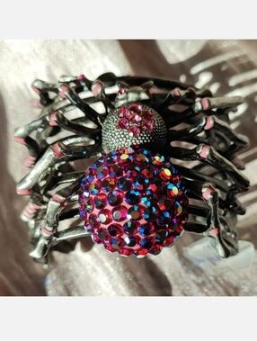 Swarovski Elements Fuchsia AB Purple Eyes Crystal Halloween Jewelry Bracelet NEW
